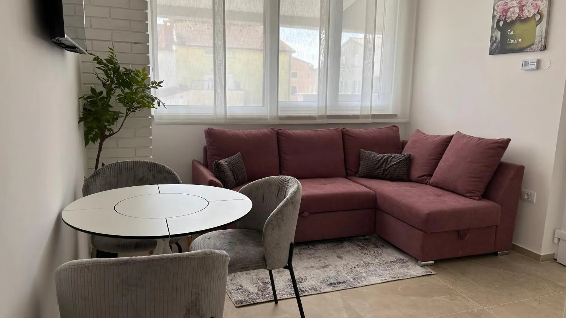 Apartment Deluxe 法扎纳